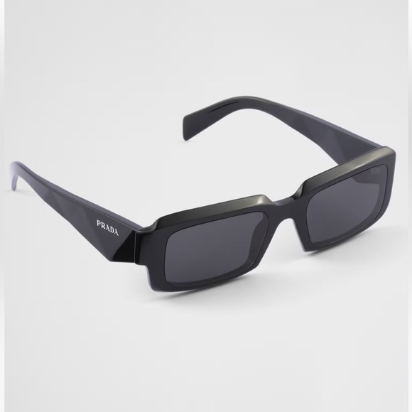 NEW PRADA SQUARE SUNGLASSES SPR 27Z 16K08Z BLACK PR 27ZS 16K08Z EYEWEAR PR27ZS - Picture 1 of 6